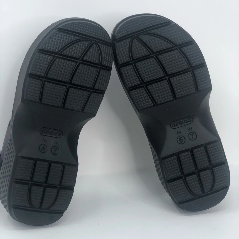 Crocs Women’s Stomp Fisherman Sandal 209938 Purple Black - Size 7 - Picture 2 of 10